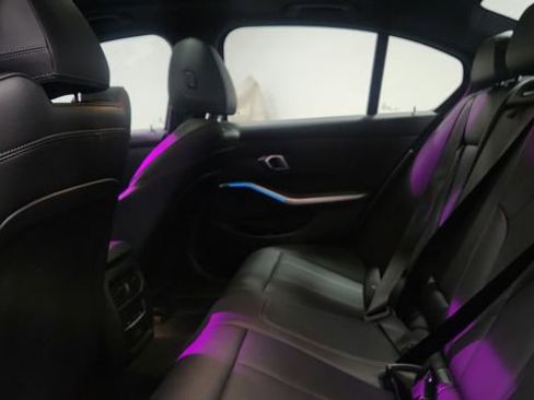 Used 2024 BMW 330i Sedan image 19