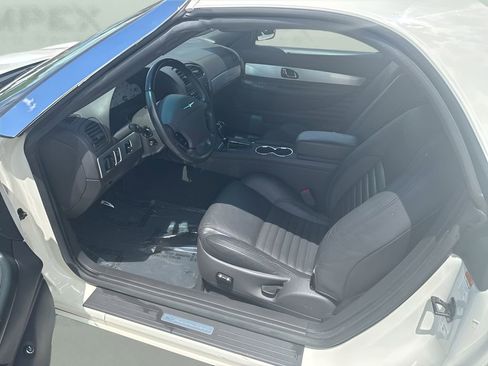 Used 2002 Ford Thunderbird RWD image 9