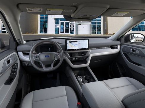 New 2026 Ford Explorer Active w/ Active Comfort Package image 9