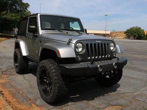 Used 2014 Jeep Wrangler Sport image 58