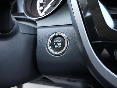 Used 2023 Toyota Camry SE w/ Cold Weather Package FWD image 29