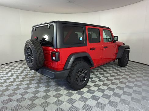 Used 2025 Jeep Wrangler Unlimited Sport AWD/4WD image 9