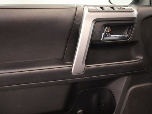 Used 2024 Toyota 4Runner SR5 AWD/4WD image 10