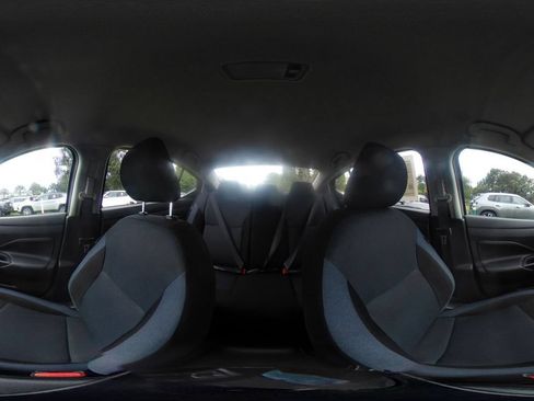 Used 2025 Nissan Versa SV FWD image 42