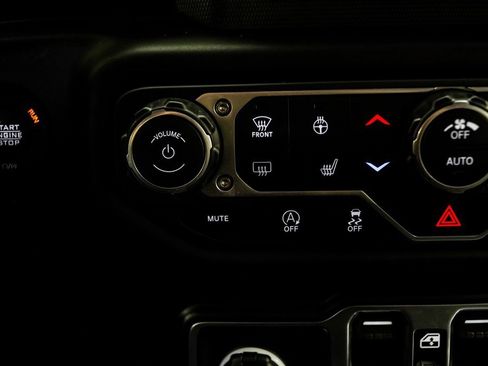 Used 2021 Jeep Wrangler Unlimited Sport image 26