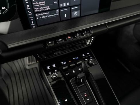 Used 2020 Porsche 911 Carrera image 21