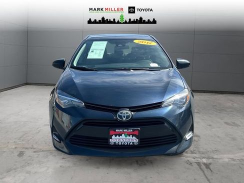 Used 2017 Toyota Corolla LE w/ LE Premium Package w/Moonroof image 8