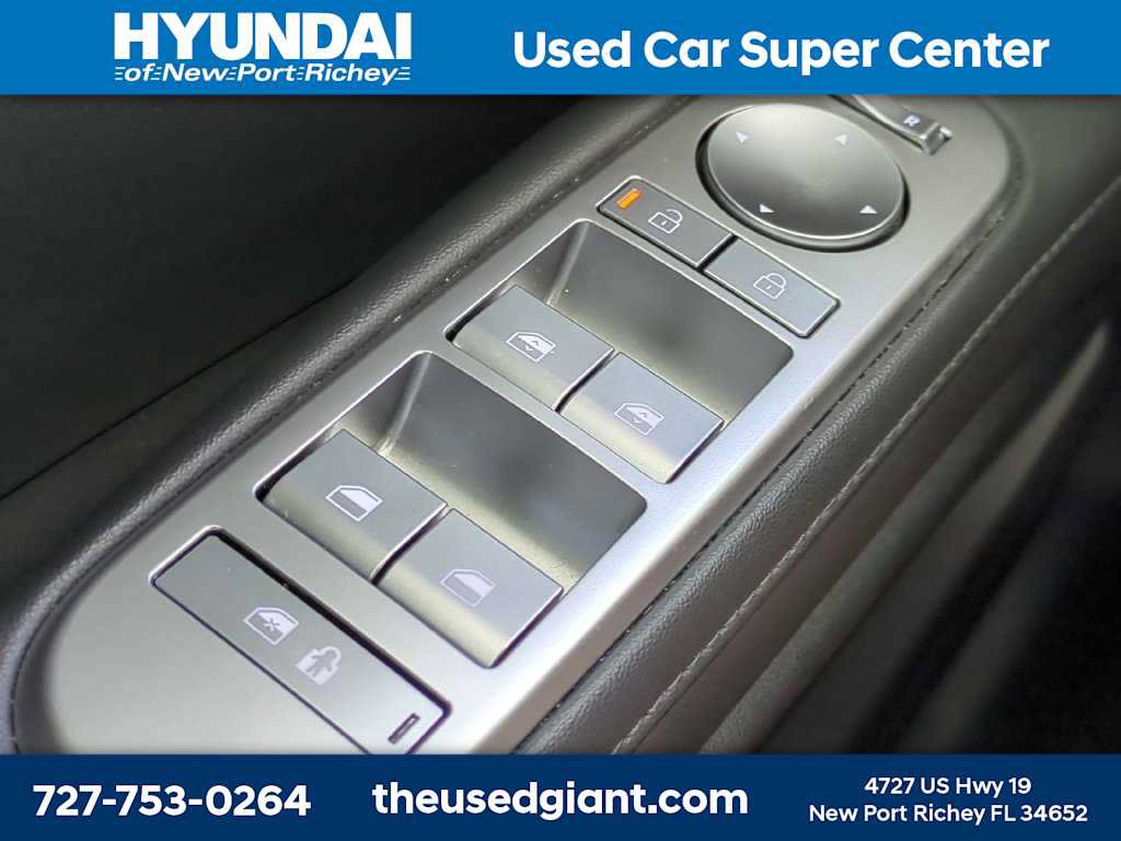 Used 2026 Hyundai Palisade SEL FWD image 30