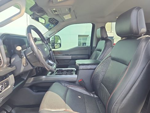Used 2023 Ford F350 Lariat w/ Chrome Package AWD/4WD image 19