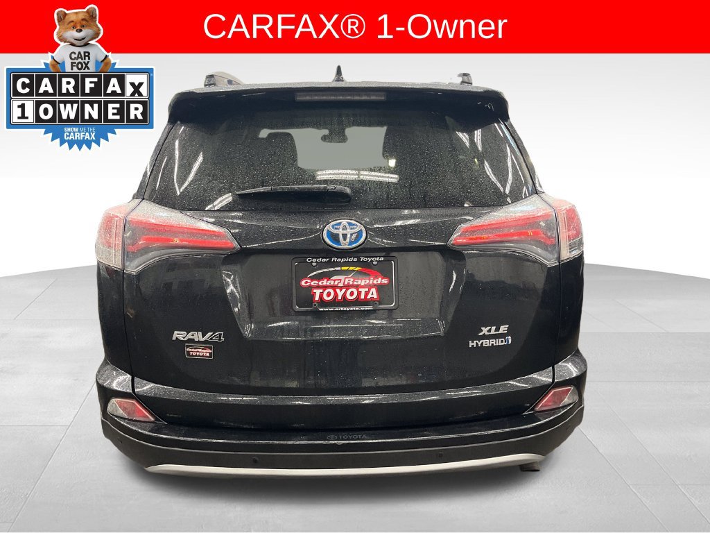 Used 2017 Toyota RAV4 XLE w/ Convenience Package AWD/4WD image 4