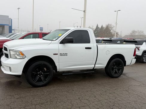 Used 2014 RAM 1500 Express image 2