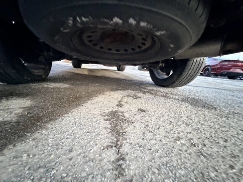 Used 2015 Chevrolet Tahoe LTZ w/ Texas Edition image 38