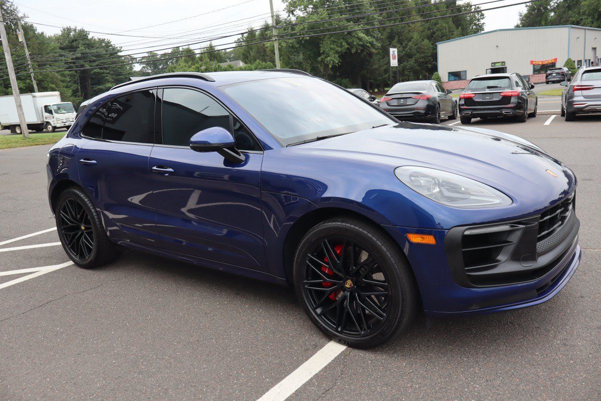 Used 2023 Porsche Macan GTS w/ Premium Package Plus AWD/4WD image 4