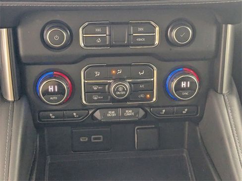 Used 2021 Chevrolet Tahoe LT image 22