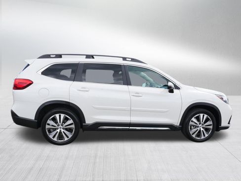 Used 2022 Subaru Ascent Limited w/ Technology Package AWD/4WD image 8