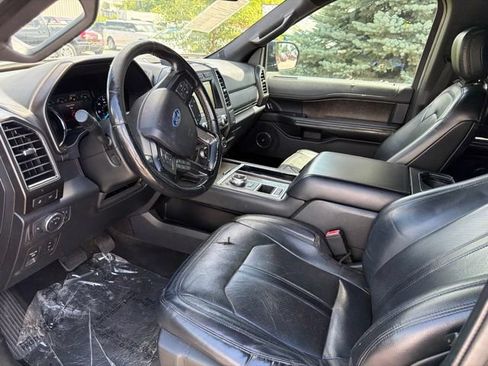 Used 2019 Ford Expedition Max Limited RWD image 9