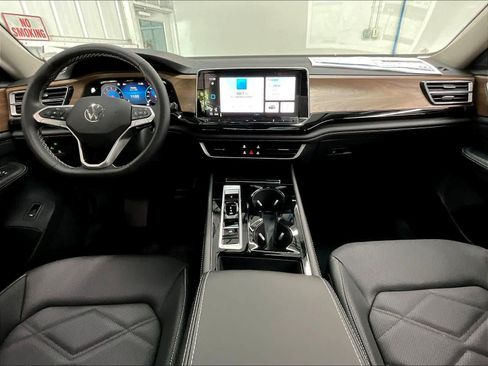 New 2026 Volkswagen Atlas SE AWD/4WD image 5