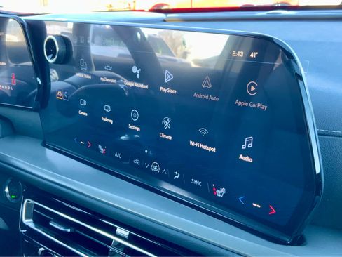 New 2026 Chevrolet Traverse LT w/ LPO, Floor Liner Package image 44