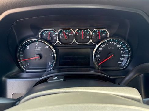 Used 2018 Chevrolet Silverado 1500 LT w/ All Star Edition image 16