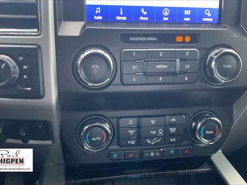 Used 2021 Ford F250 Lariat w/ Tremor Off-Road Package image 31