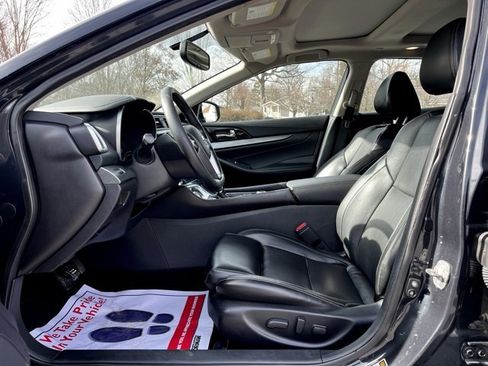 Used 2017 Nissan Maxima 3.5 SL image 12