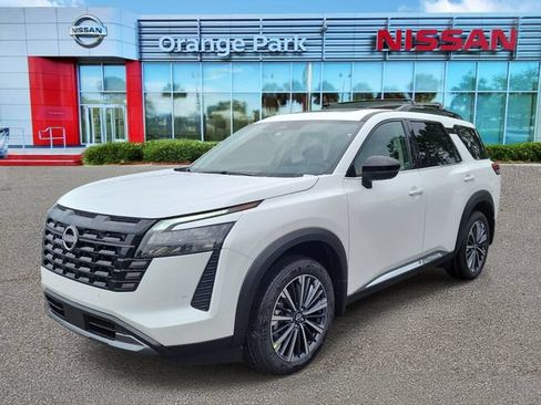 New 2026 Nissan Pathfinder Platinum AWD/4WD image 4
