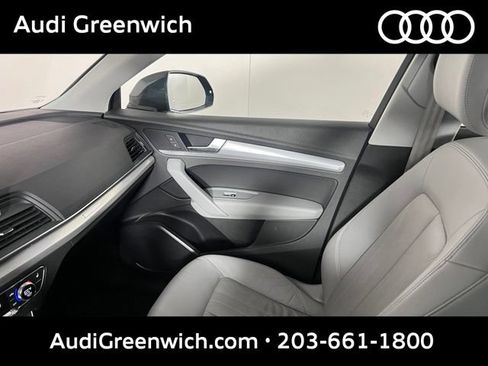 Used 2018 Audi Q5 2.0T Premium AWD/4WD image 28