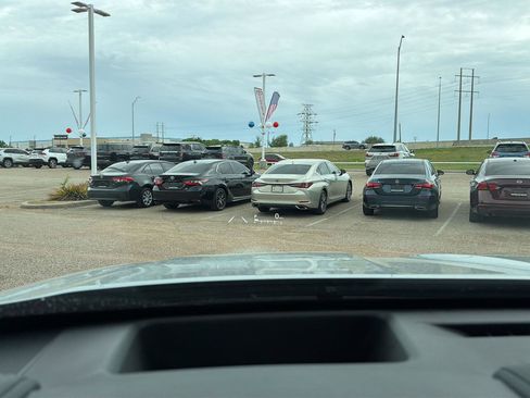 Used 2022 Toyota Highlander Platinum image 28