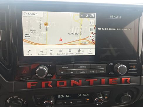 Used 2025 Nissan Frontier PRO-4X w/ Pro Premium Package image 9