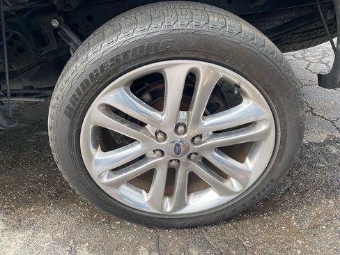 Used 2013 Ford F150 Limited AWD/4WD image 26