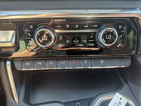 New 2026 GMC Sierra 1500 Denali Ultimate AWD/4WD image 17