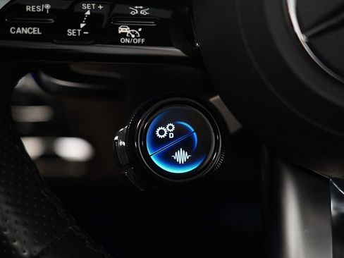 Used 2025 Mercedes-Benz SL 63 AMG S e Performance 4MATIC image 23