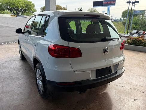 Used 2017 Volkswagen Tiguan Limited FWD image 4