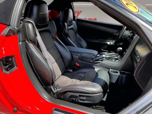 Used 2012 Chevrolet Corvette Grand Sport w/ 3LT Preferred Equipment Group RWD image 27