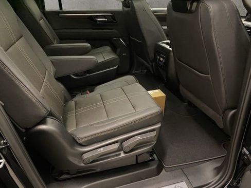 New 2026 Chevrolet Suburban High Country AWD/4WD image 26