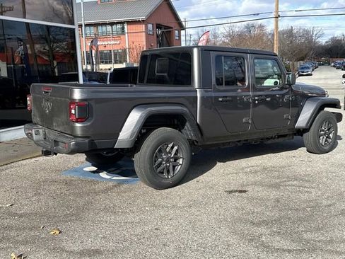 New 2026 Jeep Gladiator Sport image 35
