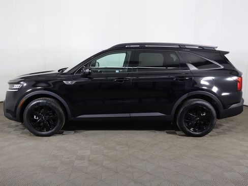 Used 2022 Kia Sorento S w/ Panoramic Sunroof Package AWD/4WD image 19