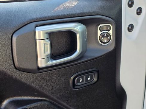 Used 2024 Jeep Wrangler Unlimited Sport AWD/4WD image 22