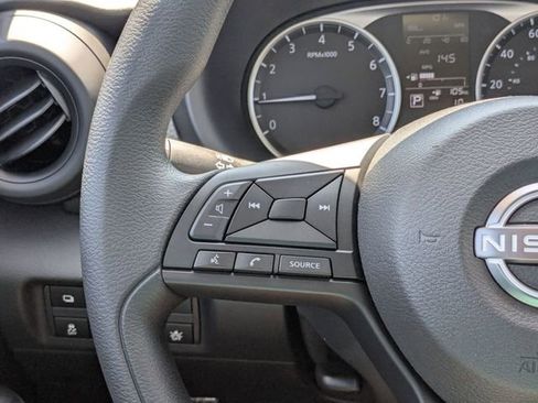 New 2025 Nissan Kicks Play S image 15