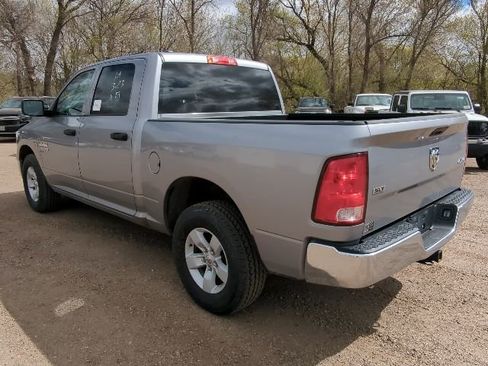 Used 2023 RAM 1500 Classic SLT w/ Protection Group AWD/4WD image 10