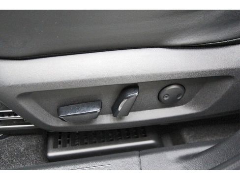 Certified 2022 Nissan Rogue SV w/ SV Premium Package image 26