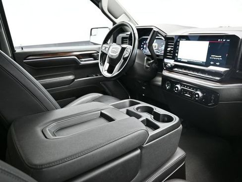 Used 2024 GMC Sierra 1500 SLT RWD image 19