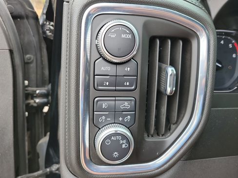 Used 2020 GMC Sierra 1500 Elevation w/ Elevation Value Package image 23