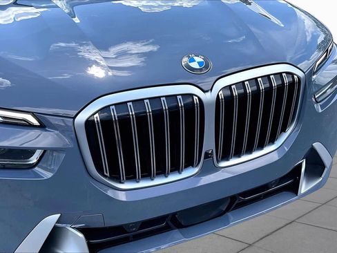 Certified 2024 BMW X7 xDrive40i w/ Executive Package AWD/4WD image 30