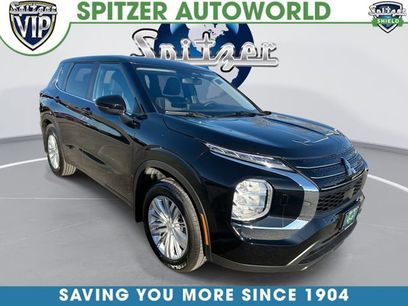 Used 2024 Mitsubishi Outlander ES