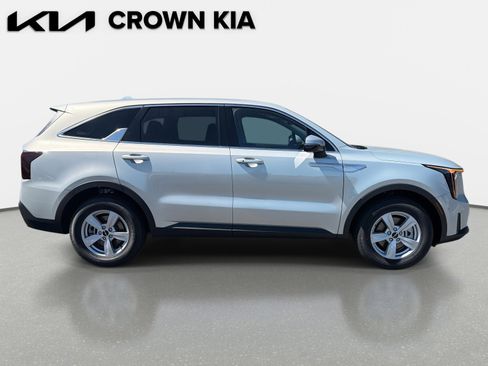 New 2026 Kia Sorento LX image 4