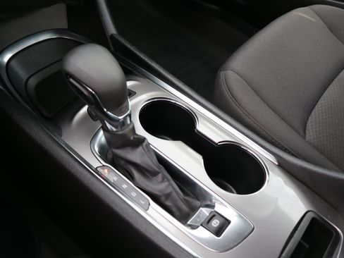 Used 2024 Chevrolet Malibu LT FWD image 28