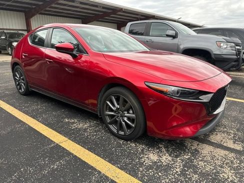 Used 2021 MAZDA MAZDA3 s FWD image 7
