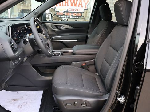 New 2026 Chevrolet Traverse LT w/ Enhanced Driving Package image 12