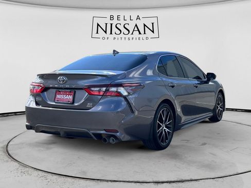 Used 2024 Toyota Camry SE w/ Cold Weather Package AWD/4WD image 5